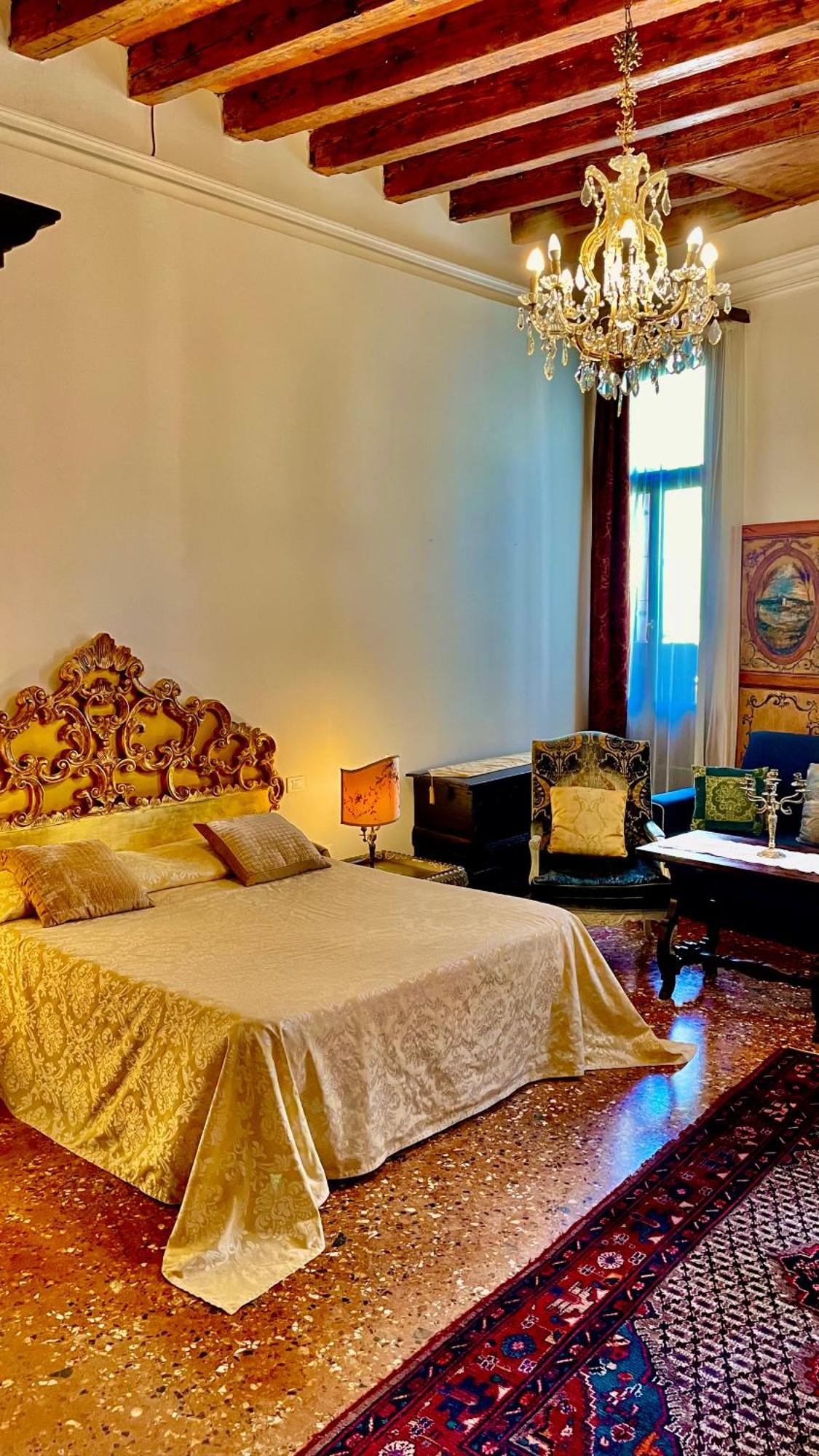 bahay-panuluyan Console - Palais Historique & Romantique *